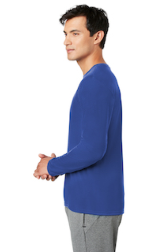 Right view of Gildan Performance Long Sleeve T-Shirt