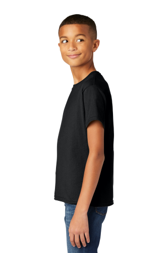 Right view of Gildan Youth Softstyle T-Shirt 64000B